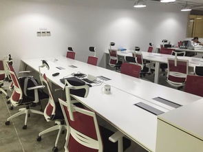 深圳自贸区创业基地 办公室写字楼招租，费用全包，免中介，适合1-50人团队